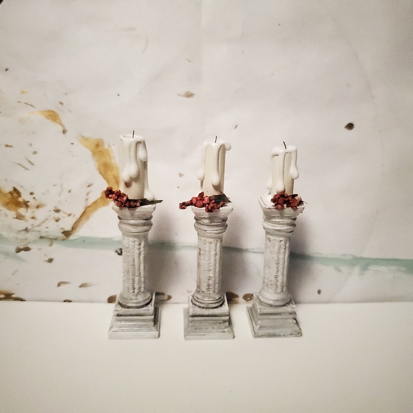 Miniature Candle on Pedestal | Dollhouse | Diorama | Game Play | Medieval Prop - Picture 9 of 10